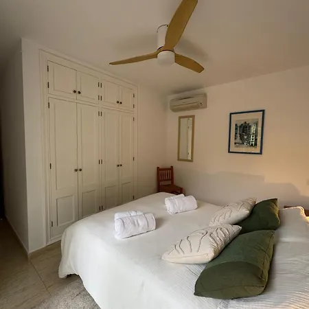 Onza De Paraiso En Menorca Son Parc